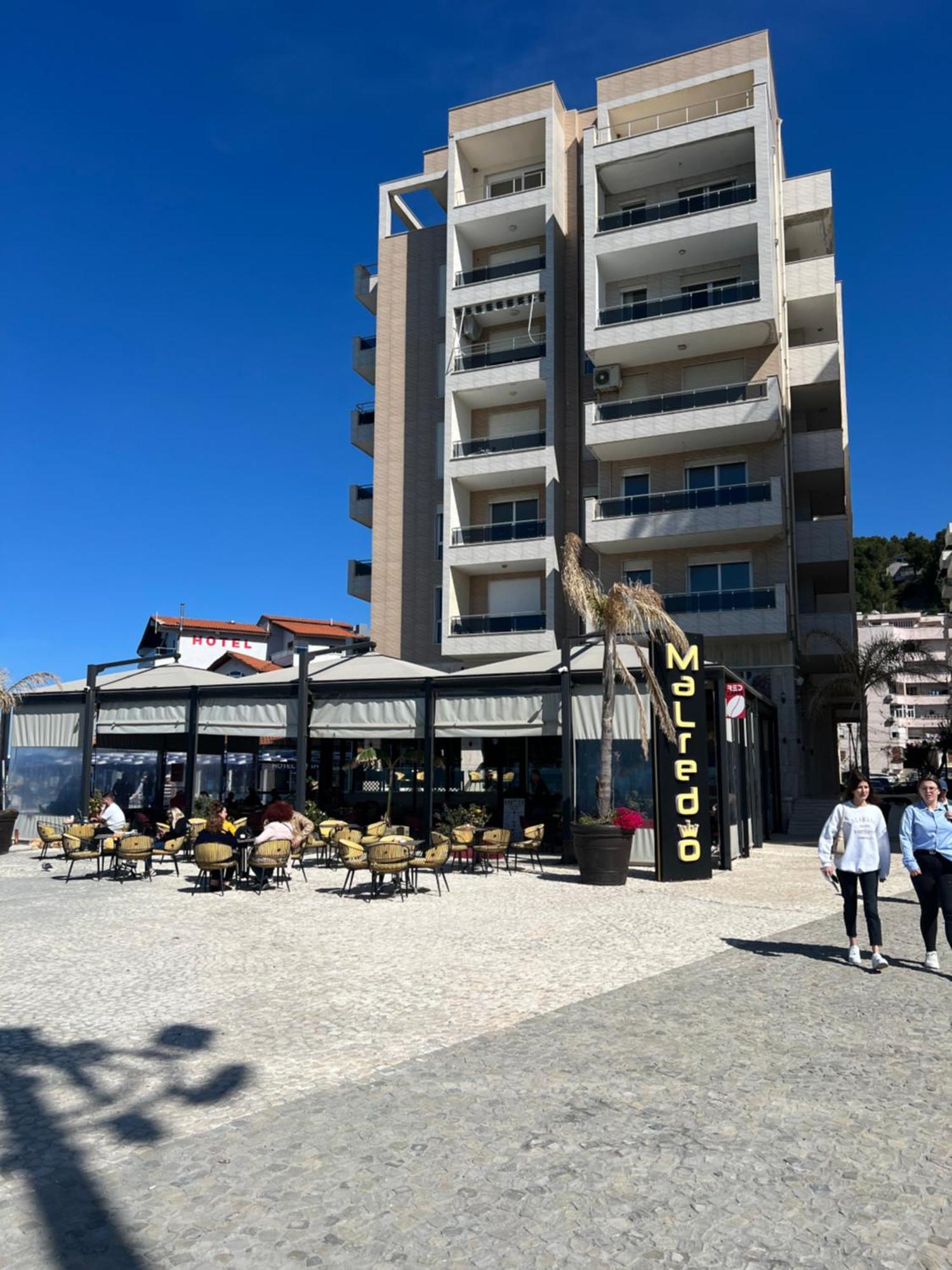 Sea View Apartments Durrës Esterno foto