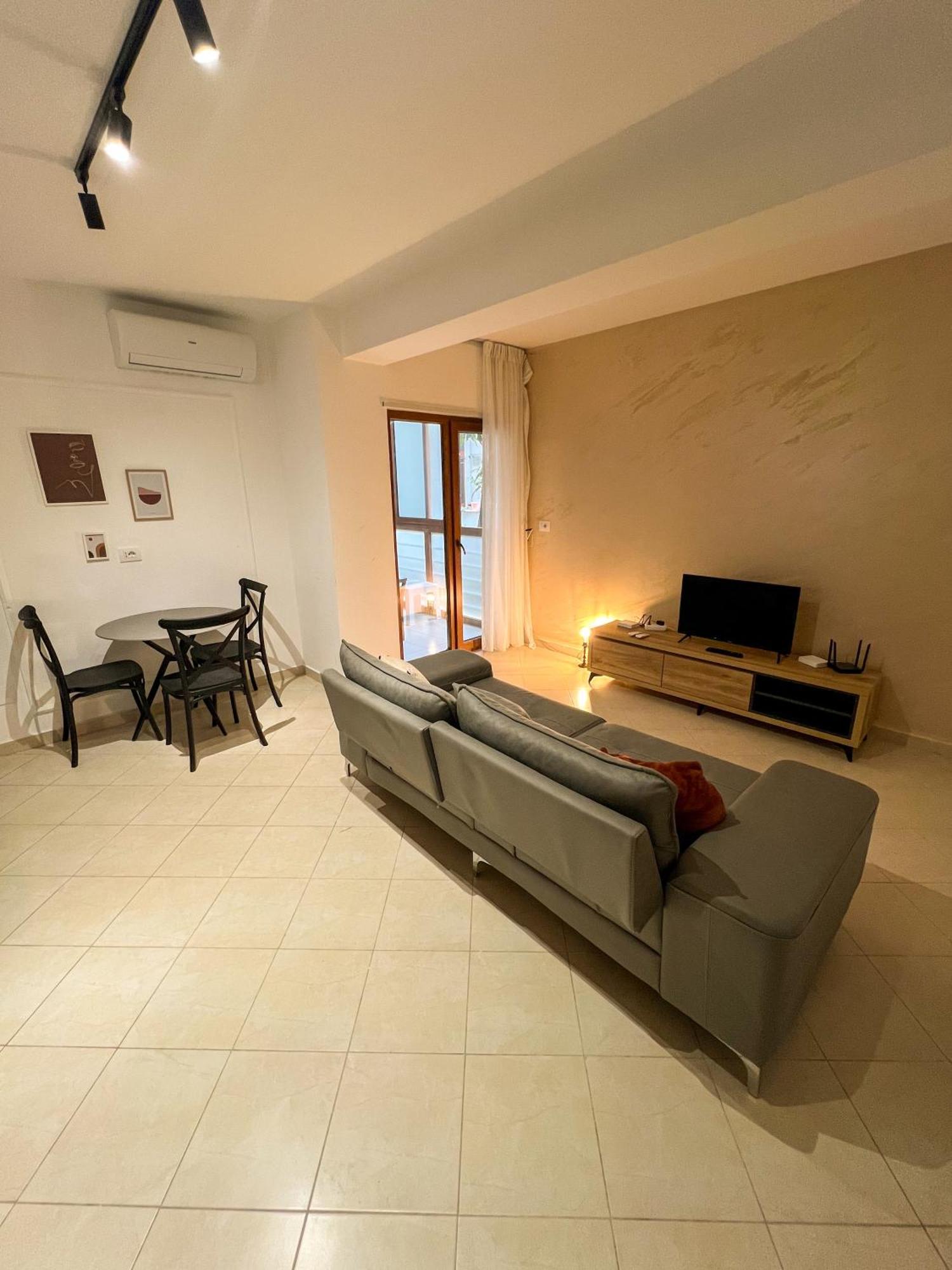 Sea View Apartments Durrës Esterno foto